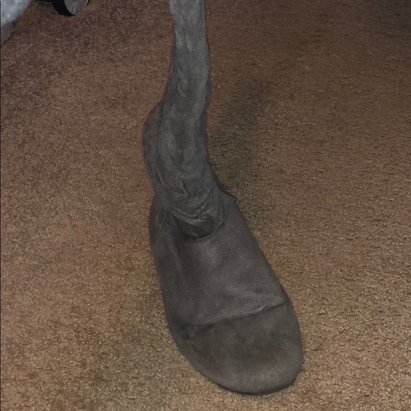 Boots - Picture 1 of 4